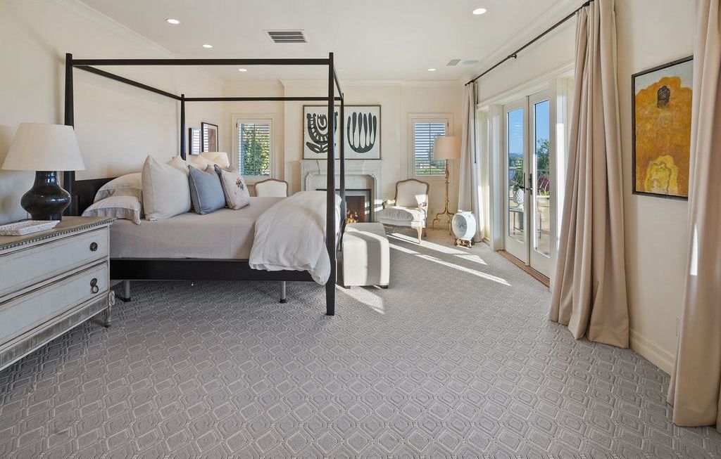 Timeless Elegance Meets Modern Luxury Meticulously Transformed Washington Home Asking 4395000 22 2