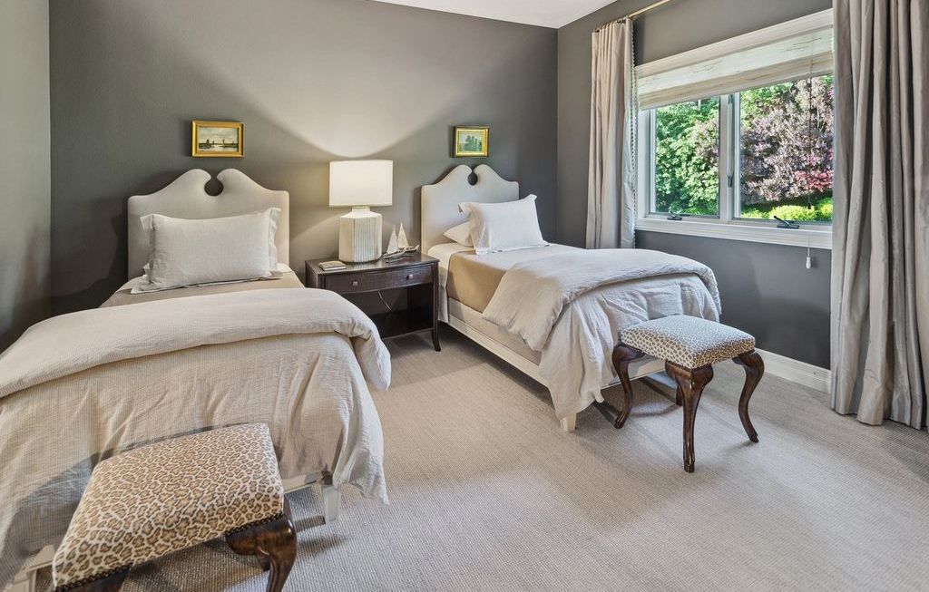 Timeless Elegance Meets Modern Luxury Meticulously Transformed Washington Home Asking 4395000 27 2