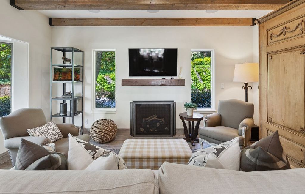 Timeless Elegance Meets Modern Luxury Meticulously Transformed Washington Home Asking 4395000 5 2