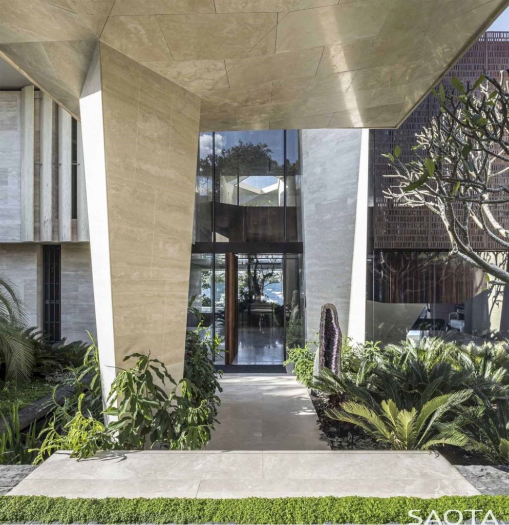 Waters Edge inspired by Fachwerk style house by SAOTA 5