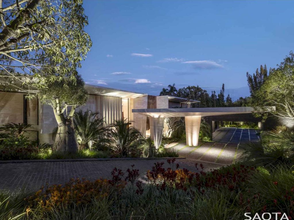 Waters Edge inspired by Fachwerk style house by SAOTA 8