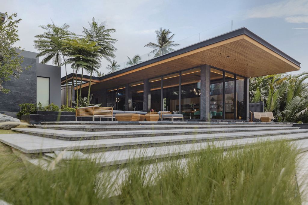 111 House, A Multipurpose Pavilion by  S+S Architects