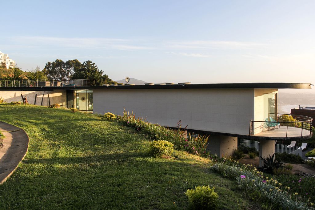 Casa O Cantagua a marvel by Roman y Basualto Arquitectos 19