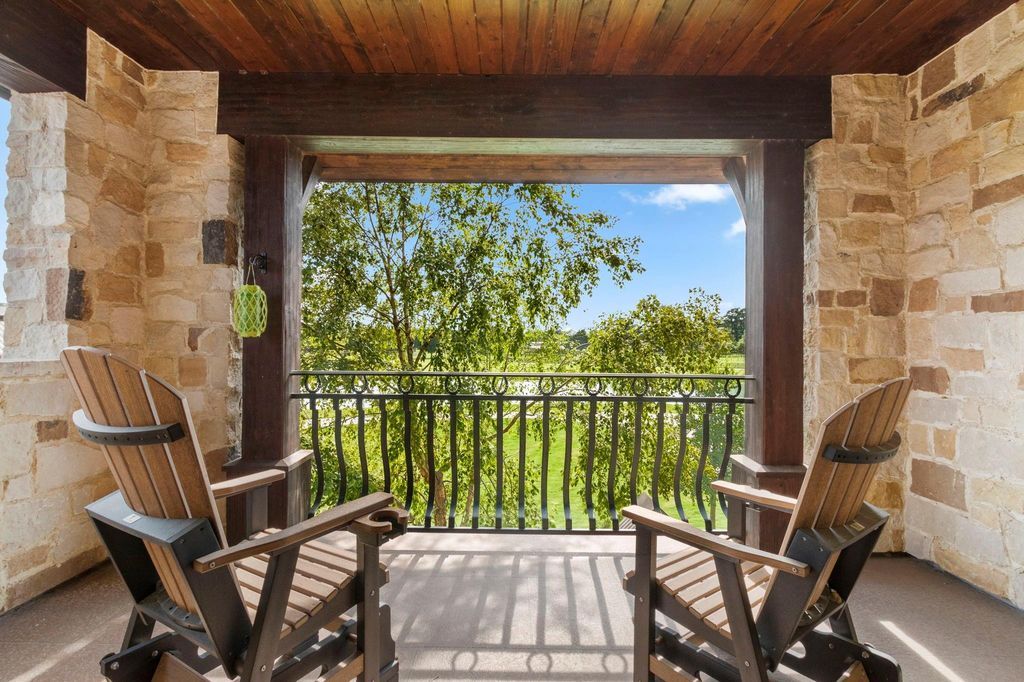 Circle O Farm 42 Acres with Modern Luxury Ranch in Texas Listed at 12.5 Million 27