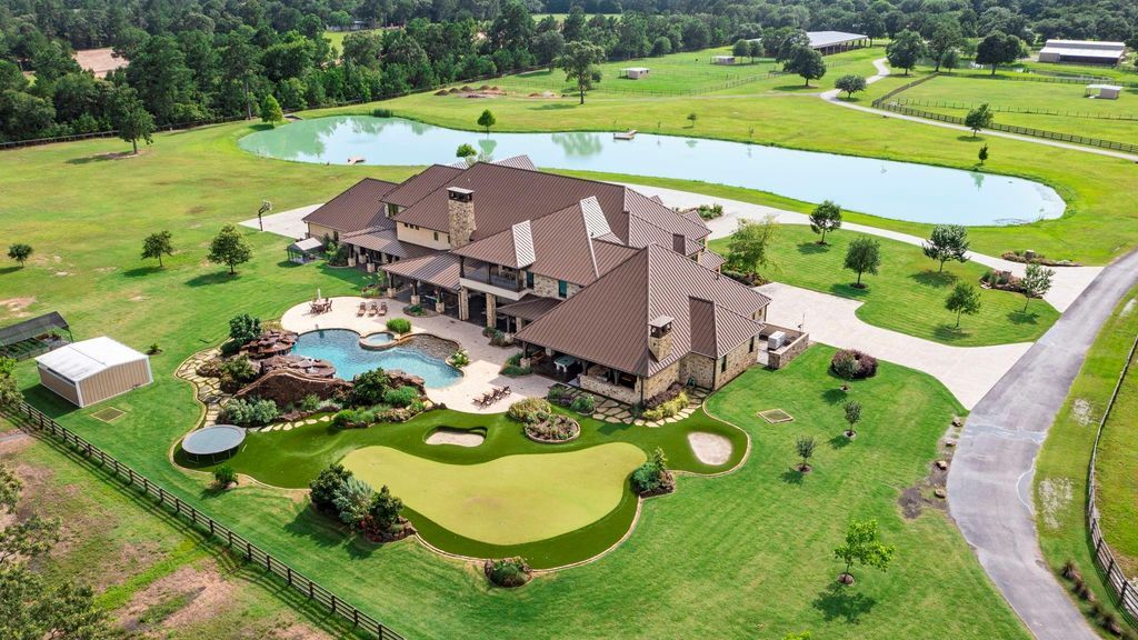 Circle O Farm 42 Acres with Modern Luxury Ranch in Texas Listed at 12.5 Million 3