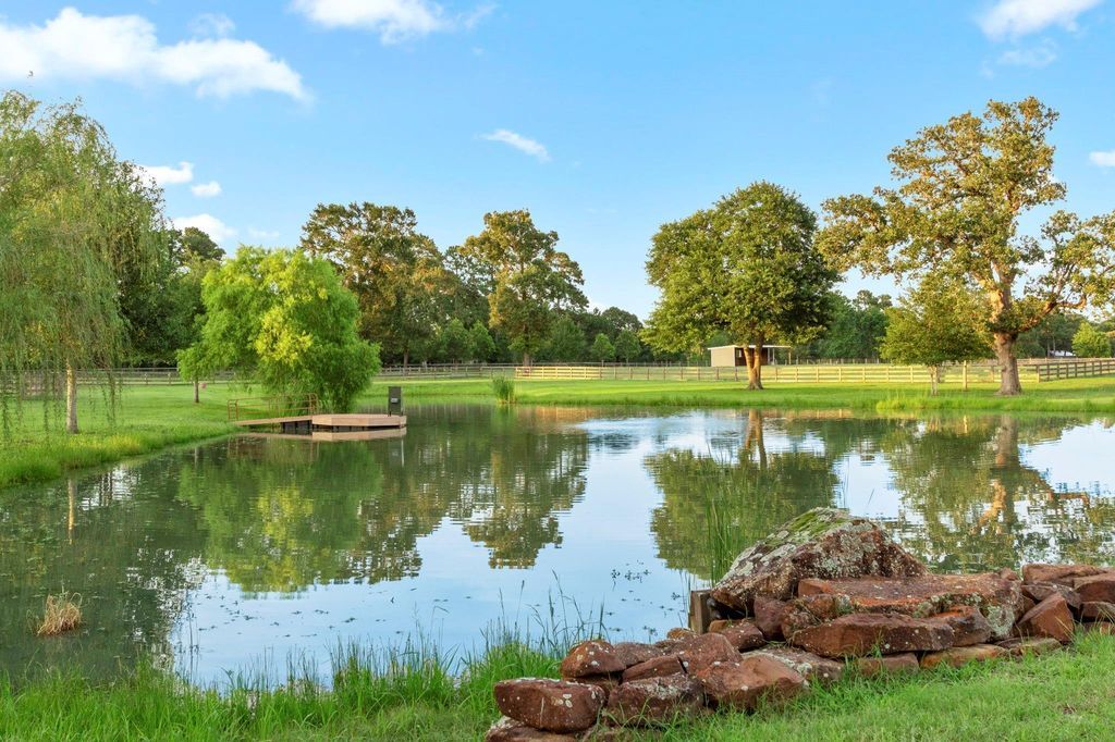 Circle O Farm 42 Acres with Modern Luxury Ranch in Texas Listed at 12.5 Million 41