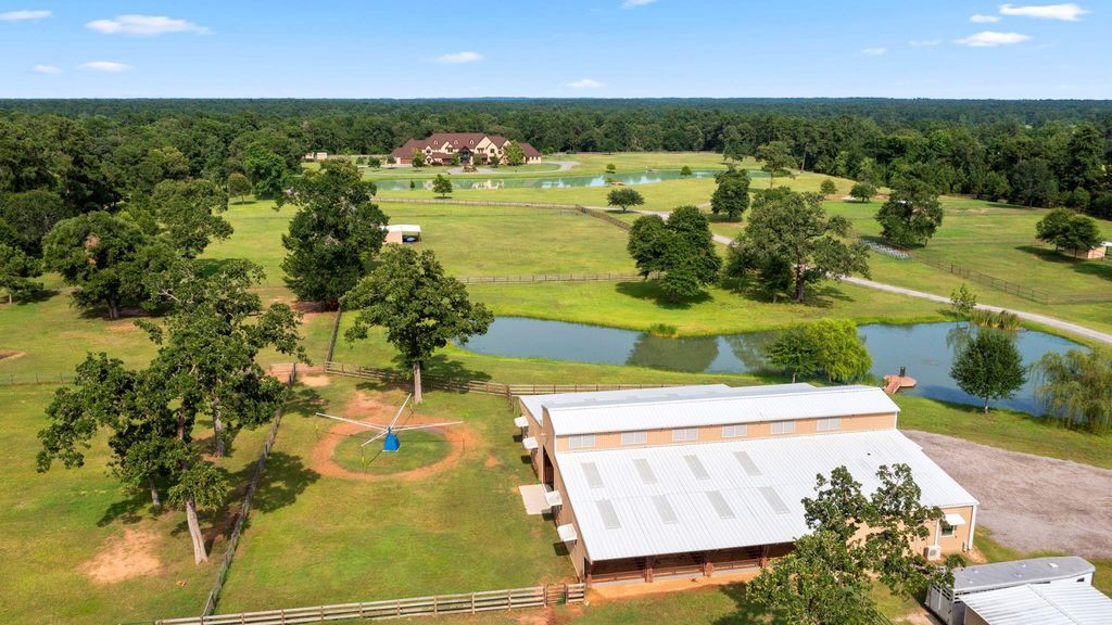 Circle O Farm 42 Acres with Modern Luxury Ranch in Texas Listed at 12.5 Million 42