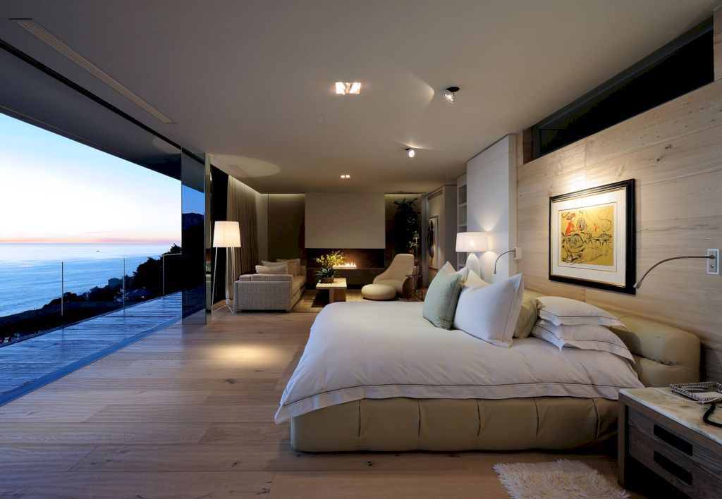 Clifton Nettleton Road Modern home by Peerutin Architects 6