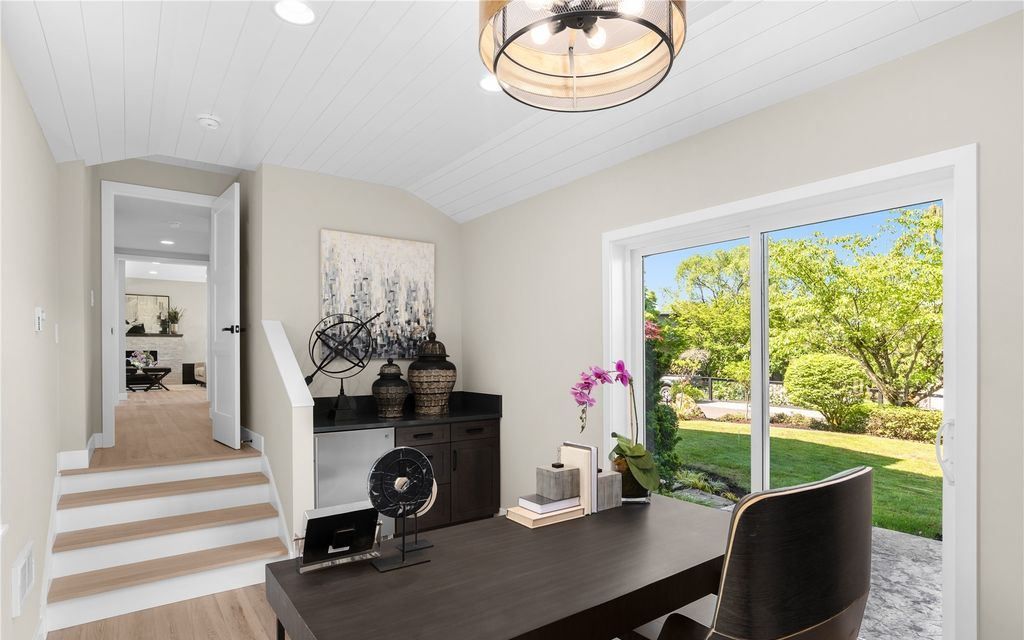 Coastal Modern Luxury Hamptons Style Elegance with Premier Waterfront Views in Washington for 3698000 14