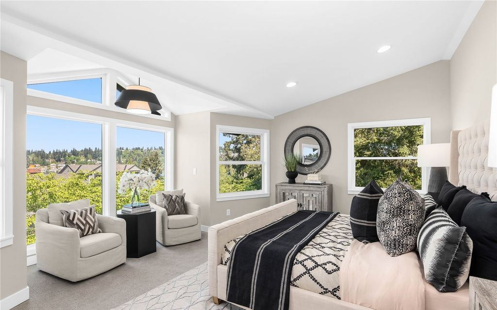 Coastal Modern Luxury Hamptons Style Elegance with Premier Waterfront Views in Washington for 3698000 18