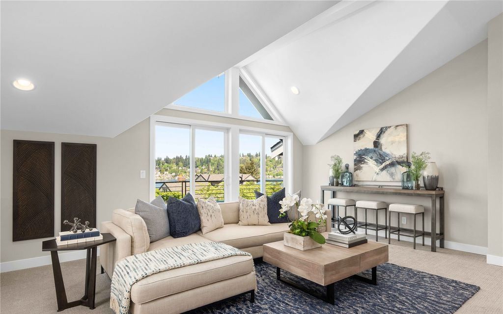 Coastal Modern Luxury Hamptons Style Elegance with Premier Waterfront Views in Washington for 3698000 24