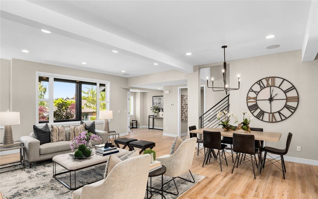 Coastal Modern Luxury Hamptons Style Elegance with Premier Waterfront Views in Washington for 3698000 7