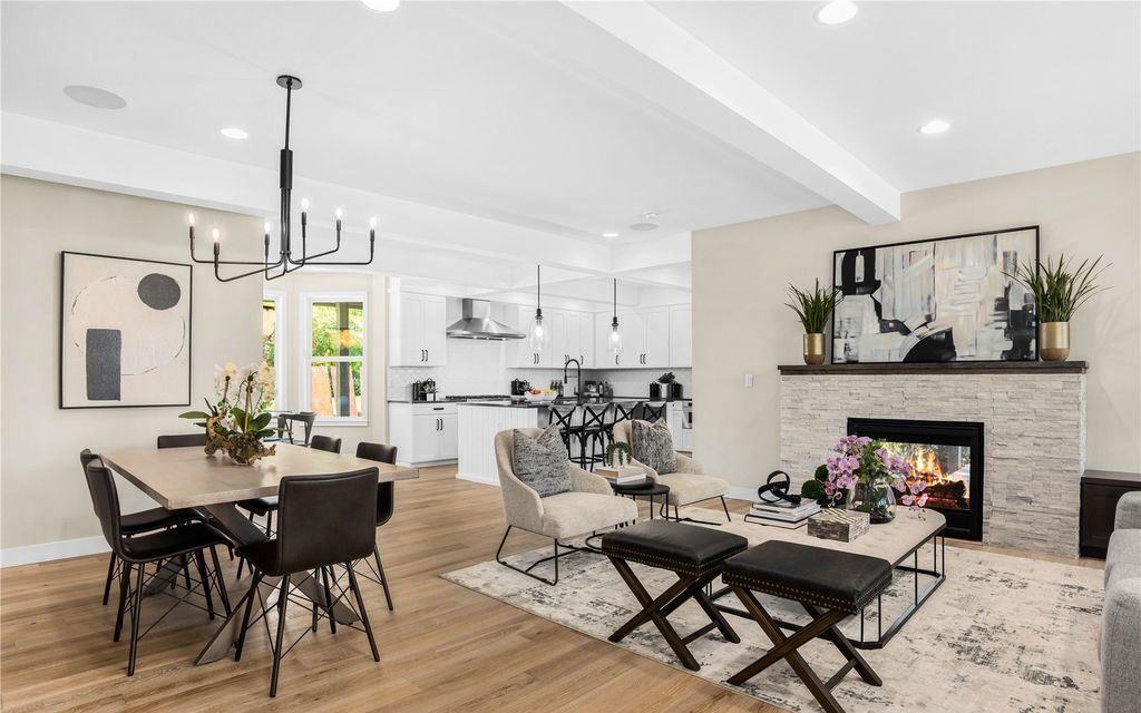 Coastal Modern Luxury Hamptons Style Elegance with Premier Waterfront Views in Washington for 3698000 9