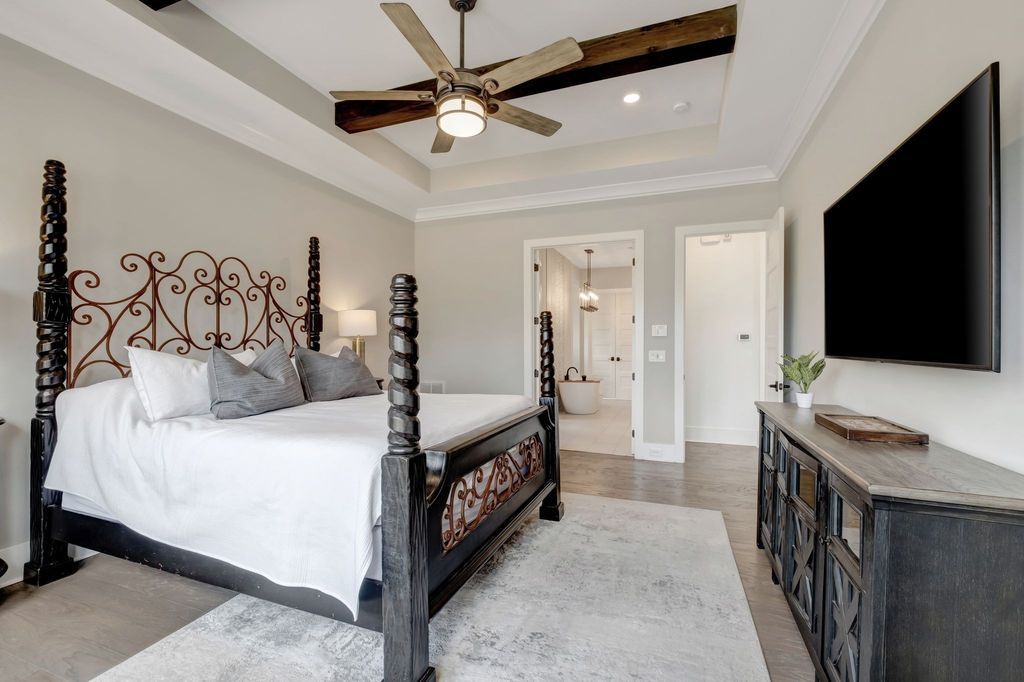 Countryside Retreat in Tennessee 5 Acres of Natural Beauty and Elegant Living for 2595000 33