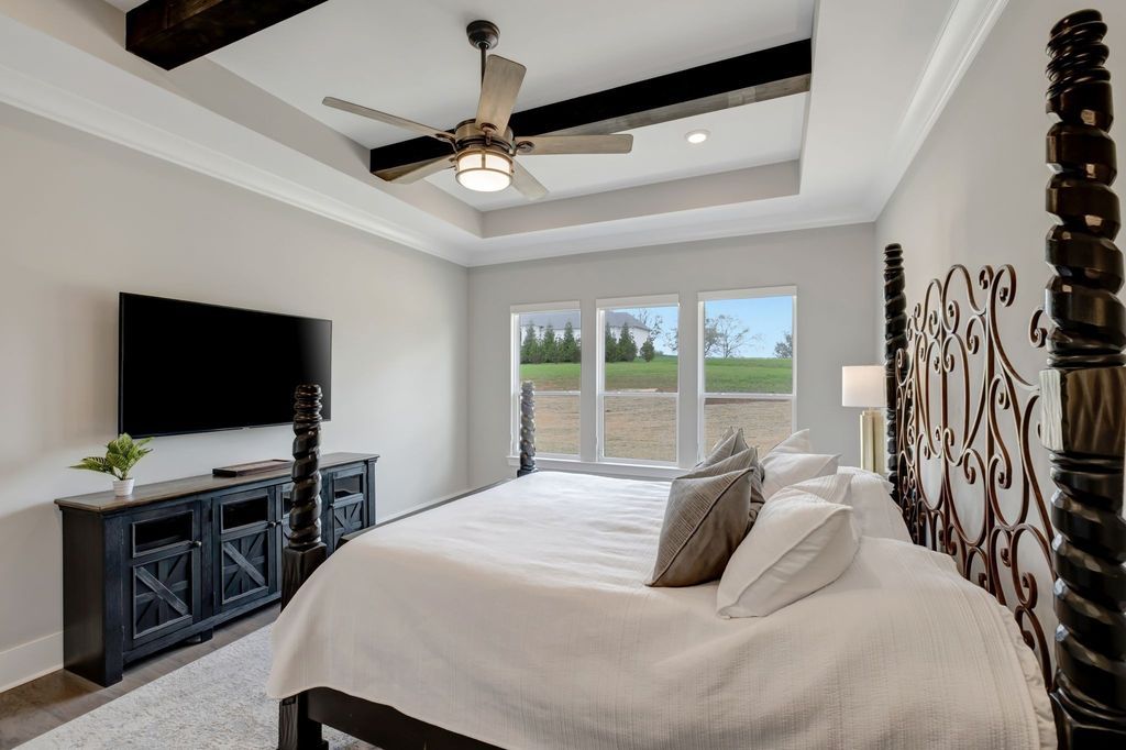 Countryside Retreat in Tennessee 5 Acres of Natural Beauty and Elegant Living for 2595000 34