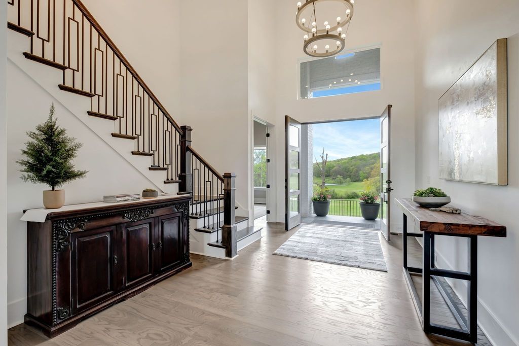 Countryside Retreat in Tennessee 5 Acres of Natural Beauty and Elegant Living for 2595000 7
