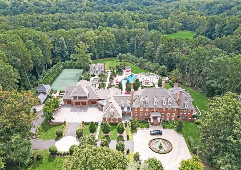 Edgehill Estate Classic All Brick Colonial on 11 Acres for 15 Million 1