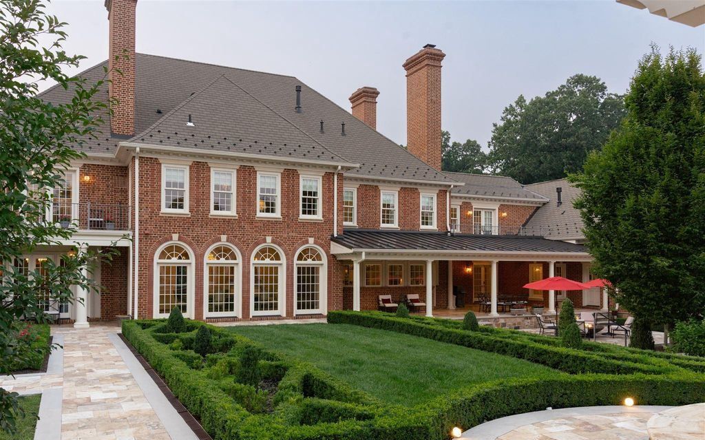 Edgehill Estate Classic All Brick Colonial on 11 Acres for 15 Million 35