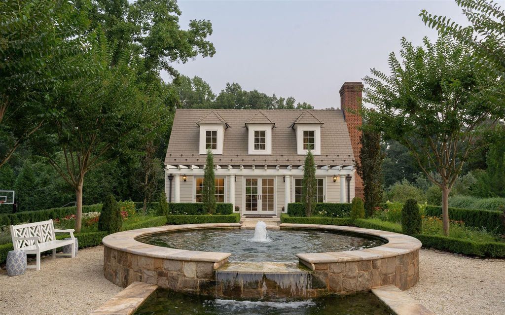 Edgehill Estate Classic All Brick Colonial on 11 Acres for 15 Million 45