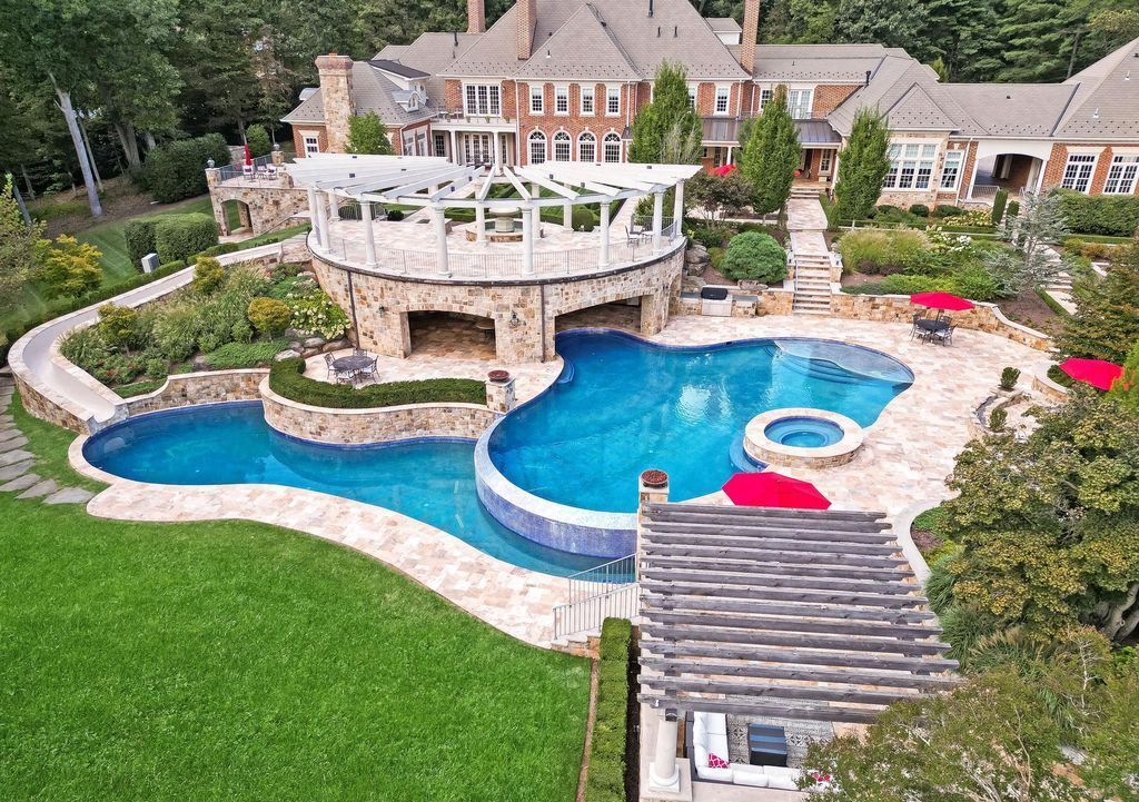 Edgehill Estate Classic All Brick Colonial on 11 Acres for 15 Million 55