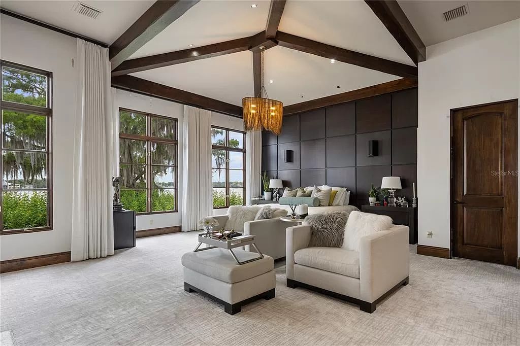 Introducing a rare opportunity to own a unique lakeside property on Lake Maitland, part of the prestigious Chain of Lakes.