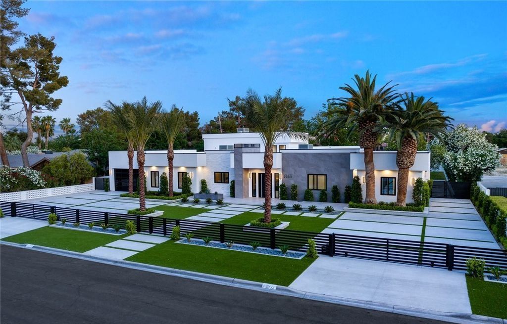 Experience Ultimate Luxury Living in Las Vegass Historic District A 5.49 Million Masterpiece 1