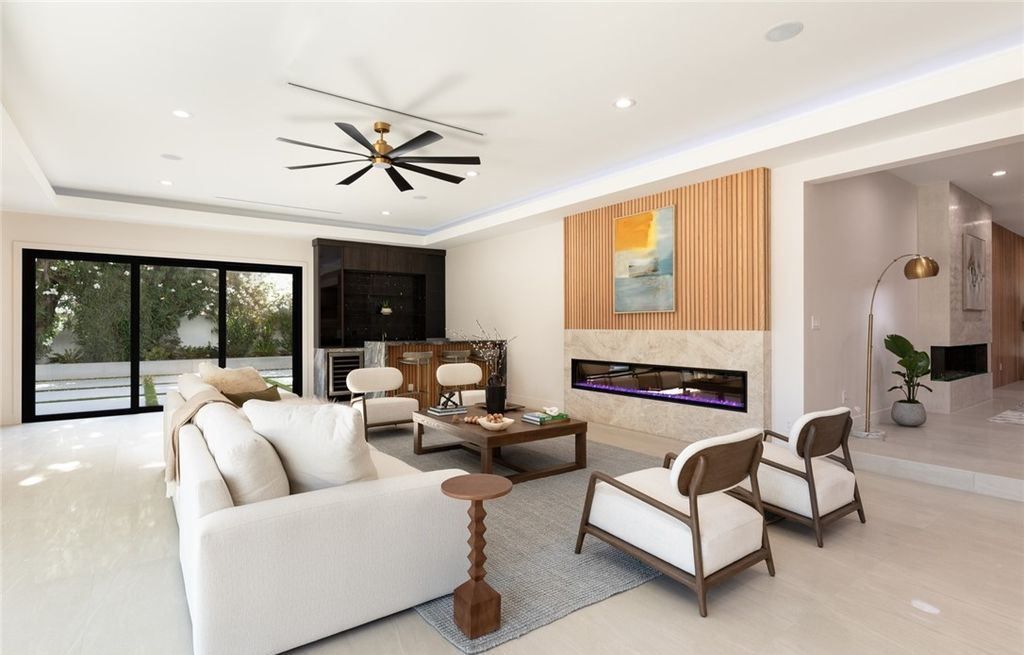Experience Ultimate Luxury Living in Las Vegass Historic District A 5.49 Million Masterpiece 13