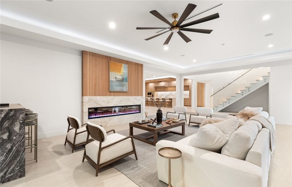 Experience Ultimate Luxury Living in Las Vegass Historic District A 5.49 Million Masterpiece 14