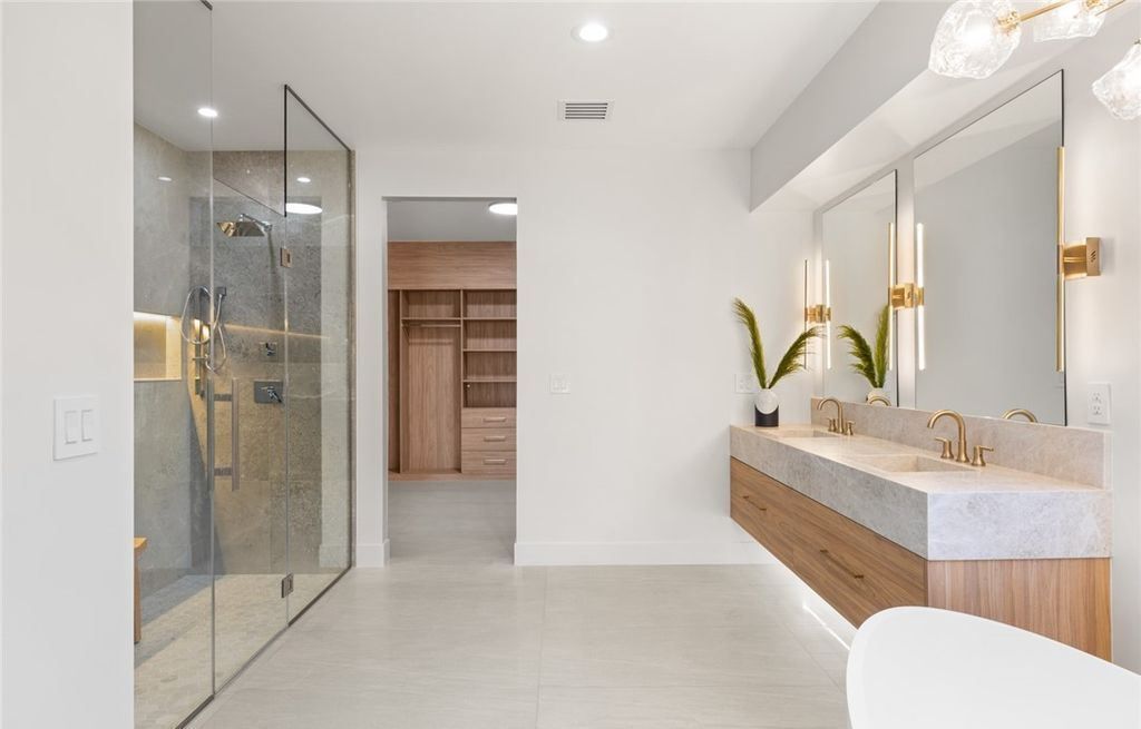 Experience Ultimate Luxury Living in Las Vegass Historic District A 5.49 Million Masterpiece 28