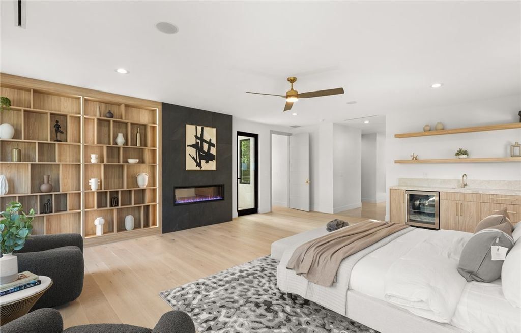 Experience Ultimate Luxury Living in Las Vegass Historic District A 5.49 Million Masterpiece 31