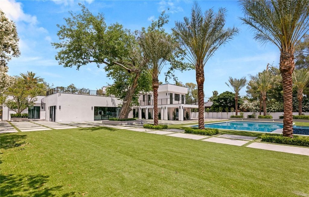 Experience Ultimate Luxury Living in Las Vegass Historic District A 5.49 Million Masterpiece 48