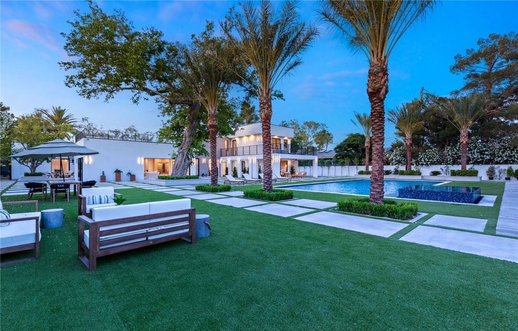 Experience Ultimate Luxury Living in Las Vegass Historic District A 5.49 Million Masterpiece 59