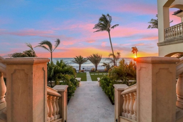 Curated visual reference: Gallery Detail: Exquisite 44 9 Million Coastal Estate In Sanibel With Pristine