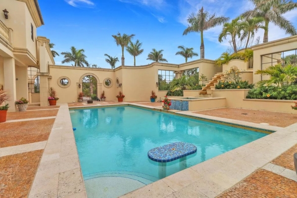 Visual Reference: Exquisite 44 9 Million Coastal Estate In Sanibel With Pristine