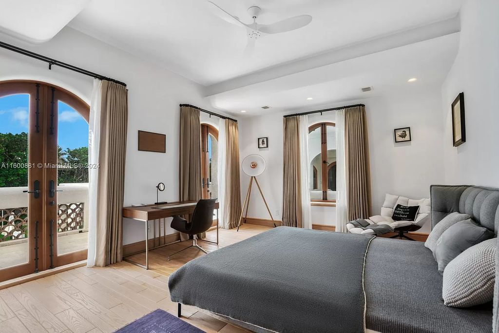 This 11,599 square feet estate on a 41,750 square feet lot includes 150 feet of private ocean frontage.
