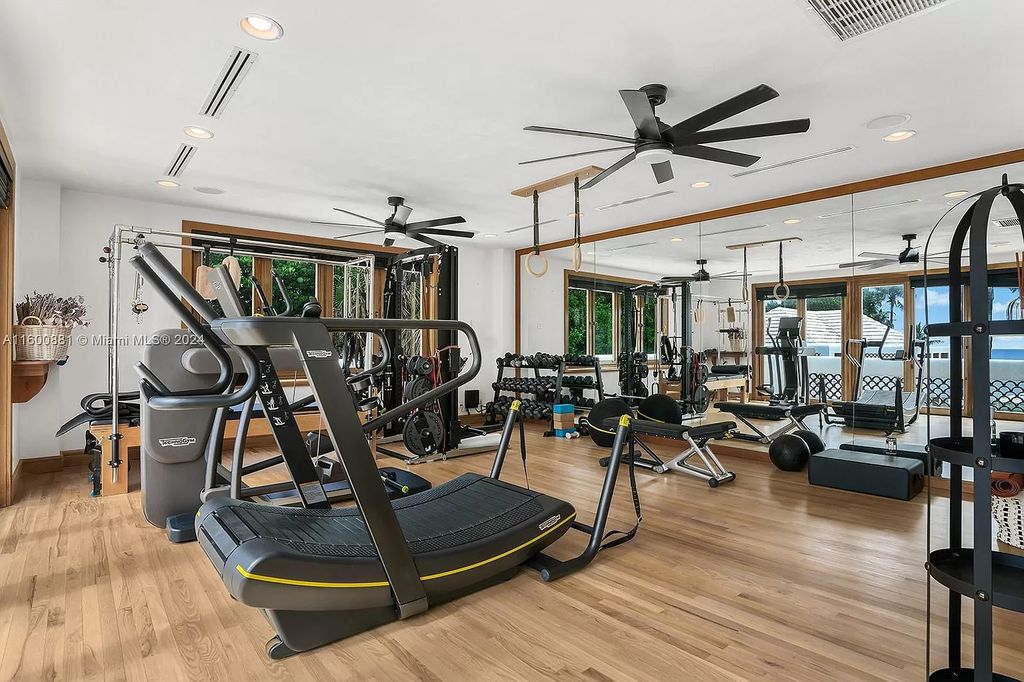 This 11,599 square feet estate on a 41,750 square feet lot includes 150 feet of private ocean frontage.