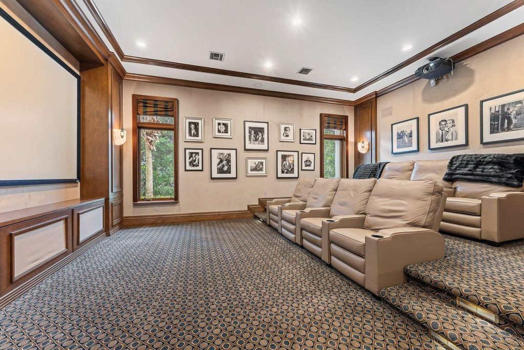 Welcome to 107 W Bears Club Dr, an exquisite custom-built estate in the exclusive Bears Club community in Jupiter, Florida.