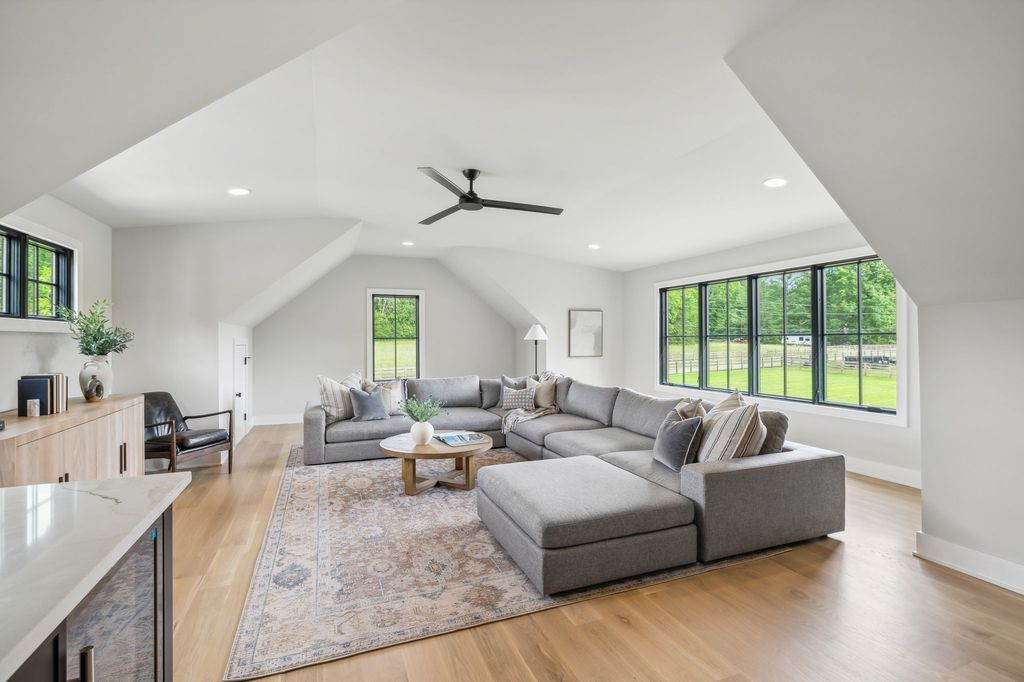 Exquisite Tennessee Luxury Home with Masterful Craftsmanship Listed for 2.4 Million 27