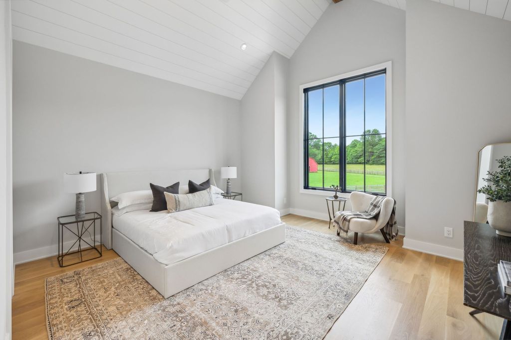 Exquisite Tennessee Luxury Home with Masterful Craftsmanship Listed for 2.4 Million 32