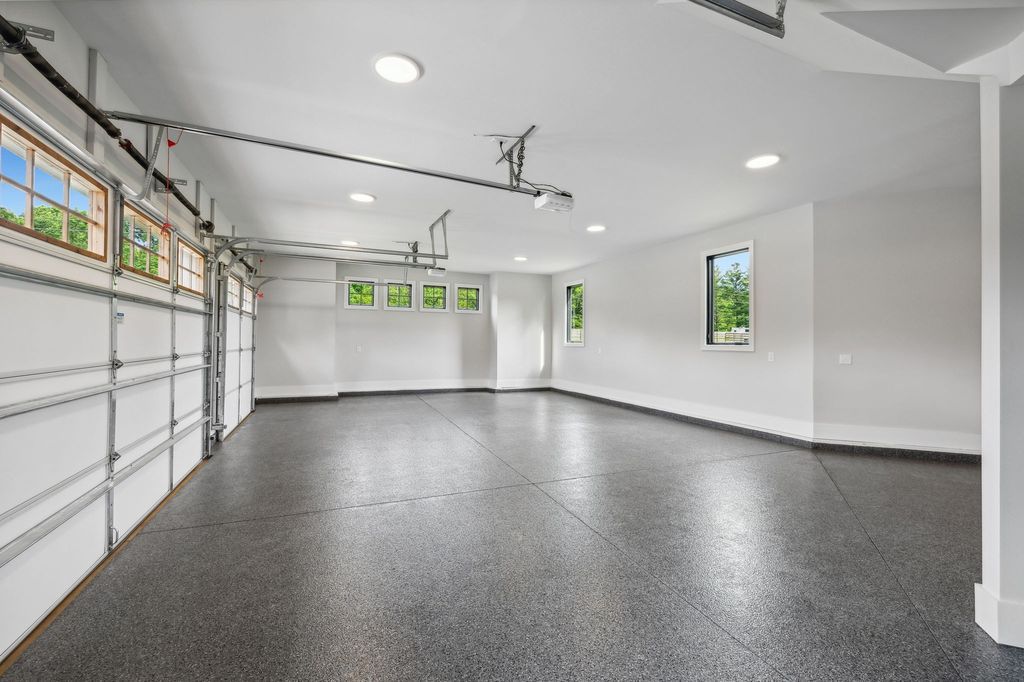 Exquisite Tennessee Luxury Home with Masterful Craftsmanship Listed for 2.4 Million 38