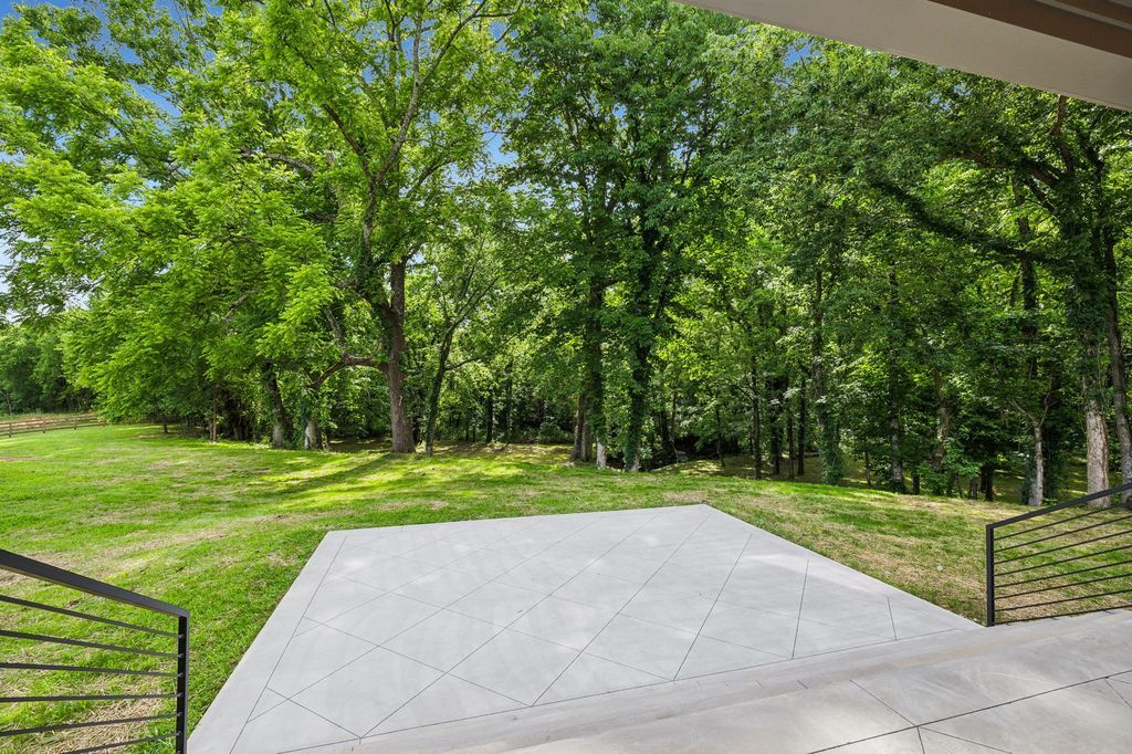 Exquisite Tennessee Luxury Home with Masterful Craftsmanship Listed for 2.4 Million 44