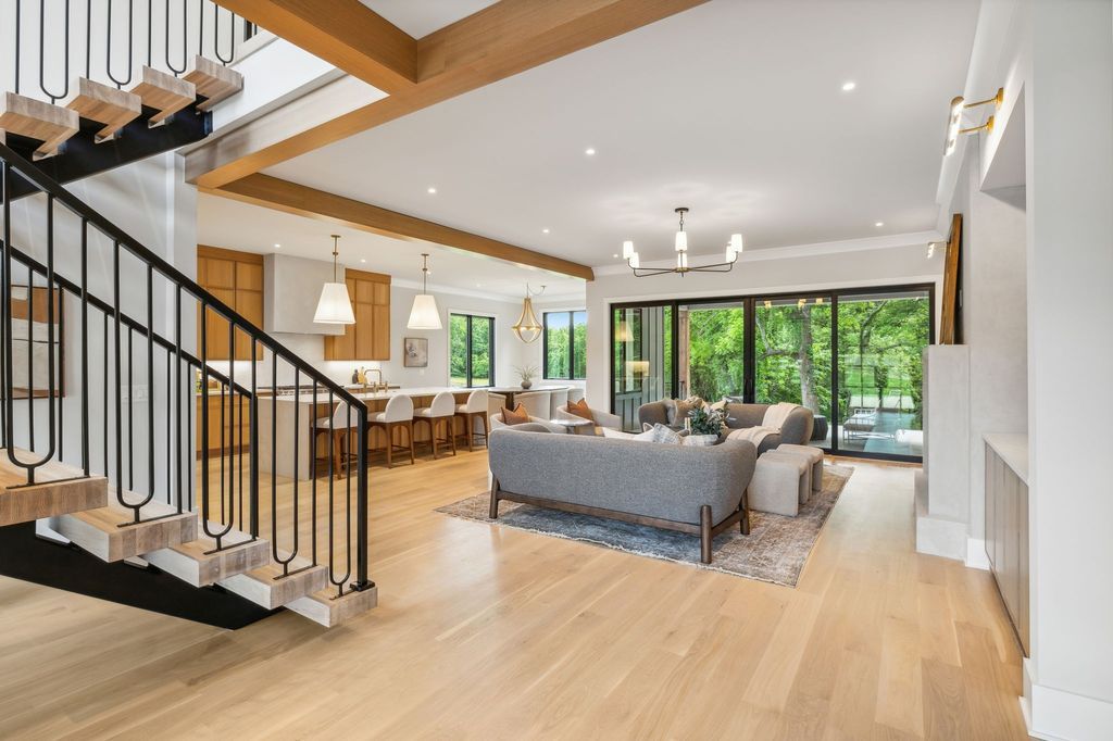 Exquisite Tennessee Luxury Home with Masterful Craftsmanship Listed for 2.4 Million 7