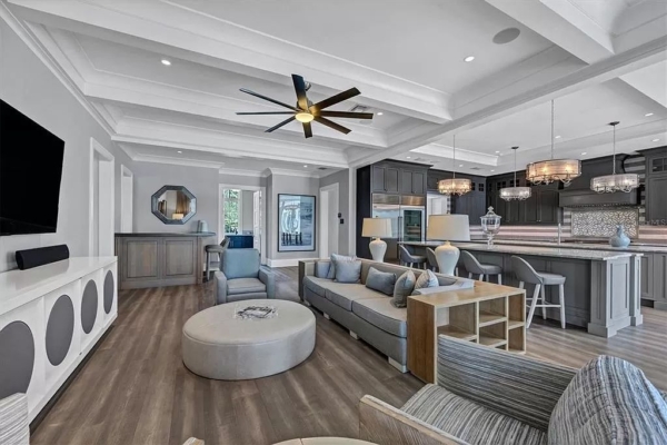 Grand Luxury Home in Lakewood Ranch Listed for $7 Million | Luxury Houses