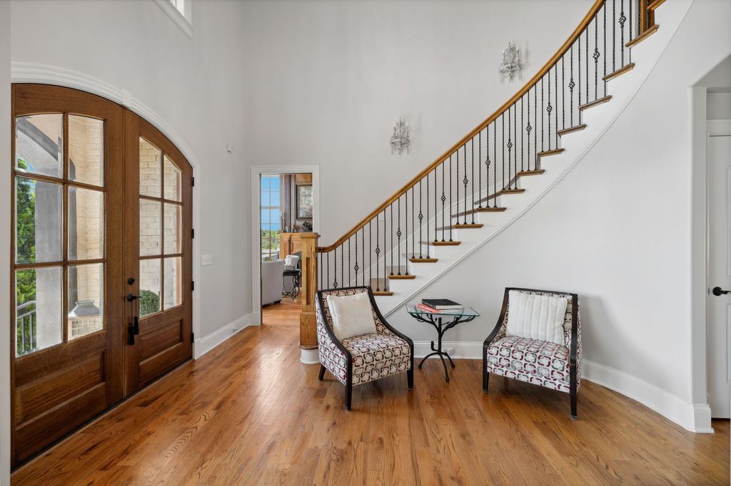 Luxurious Tennessee Home on Private Wooded Acre Lot Listed for 3.9 Million 11