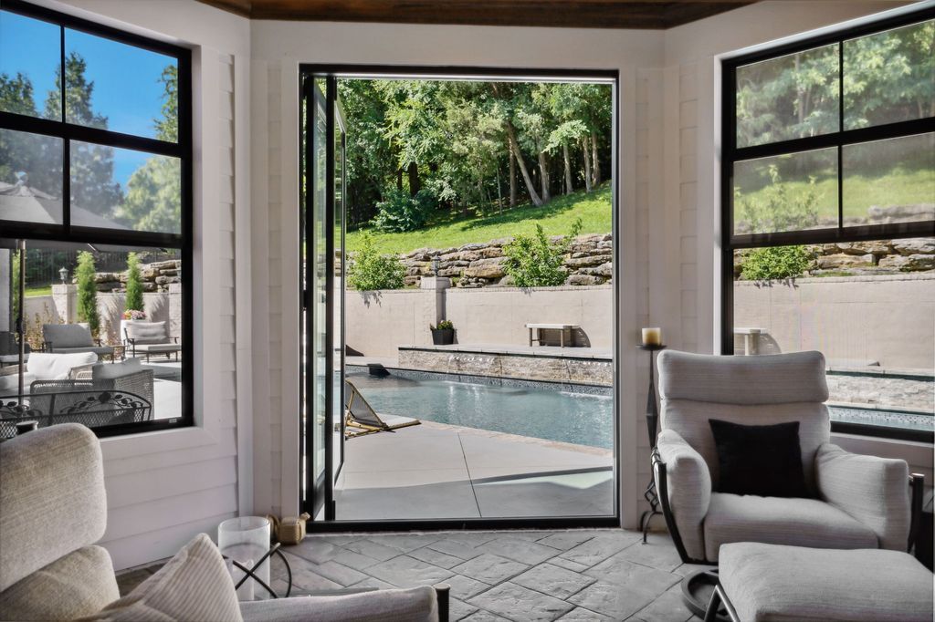 Luxurious Tennessee Home on Private Wooded Acre Lot Listed for 3.9 Million 21