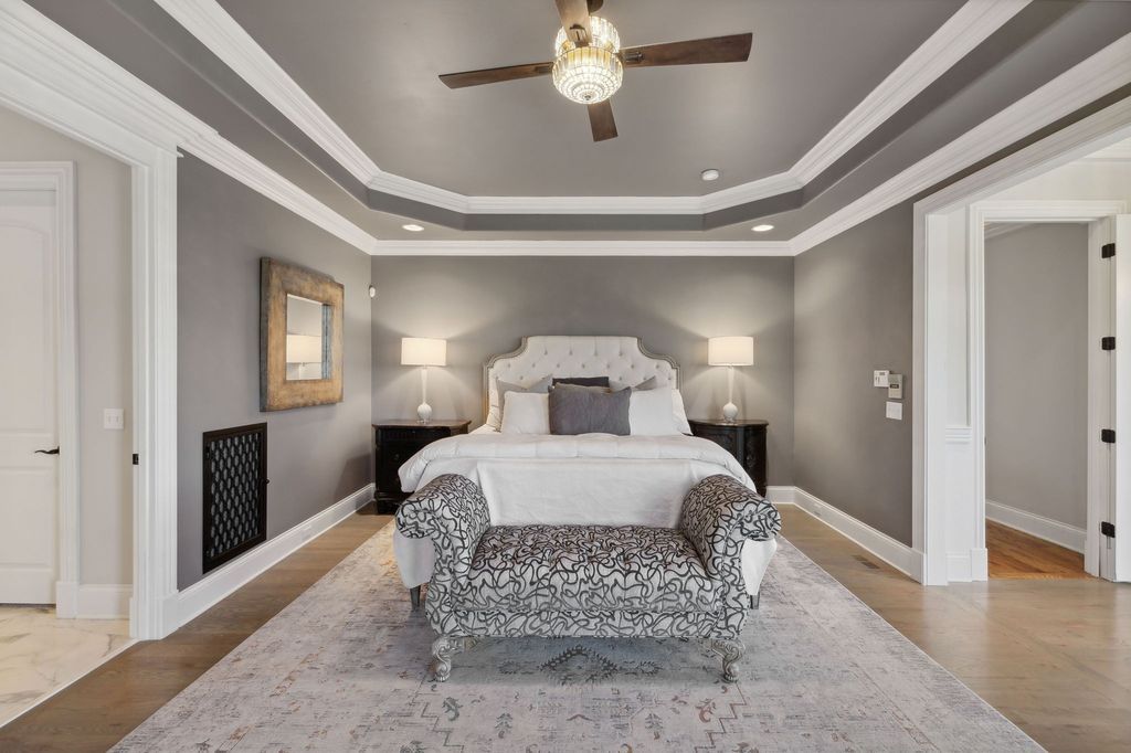 Luxurious Tennessee Home on Private Wooded Acre Lot Listed for 3.9 Million 35