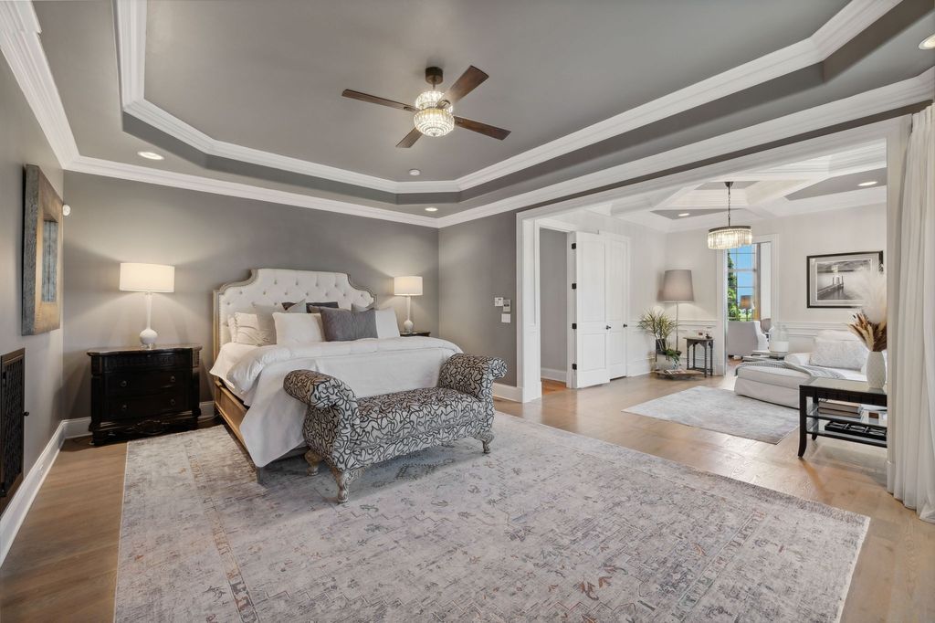 Luxurious Tennessee Home on Private Wooded Acre Lot Listed for 3.9 Million 36