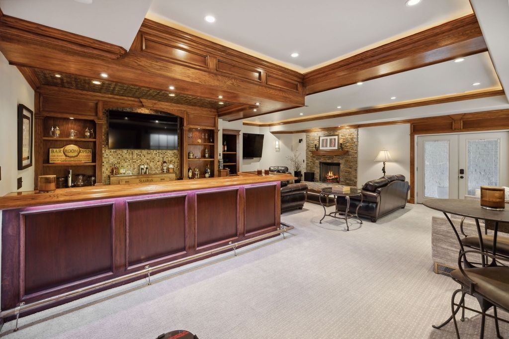 Luxurious Tennessee Home on Private Wooded Acre Lot Listed for 3.9 Million 55