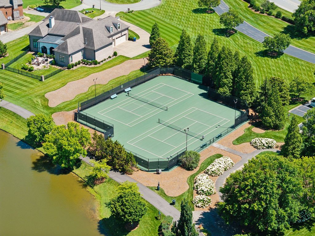 Luxurious Tennessee Home on Private Wooded Acre Lot Listed for 3.9 Million 60