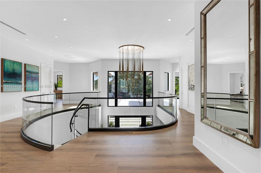 Discover your dream home at 1957 SE 21st Ave, Fort Lauderdale, Florida - a stunning new waterfront estate with ultra high-end finishes and designer furnishings.